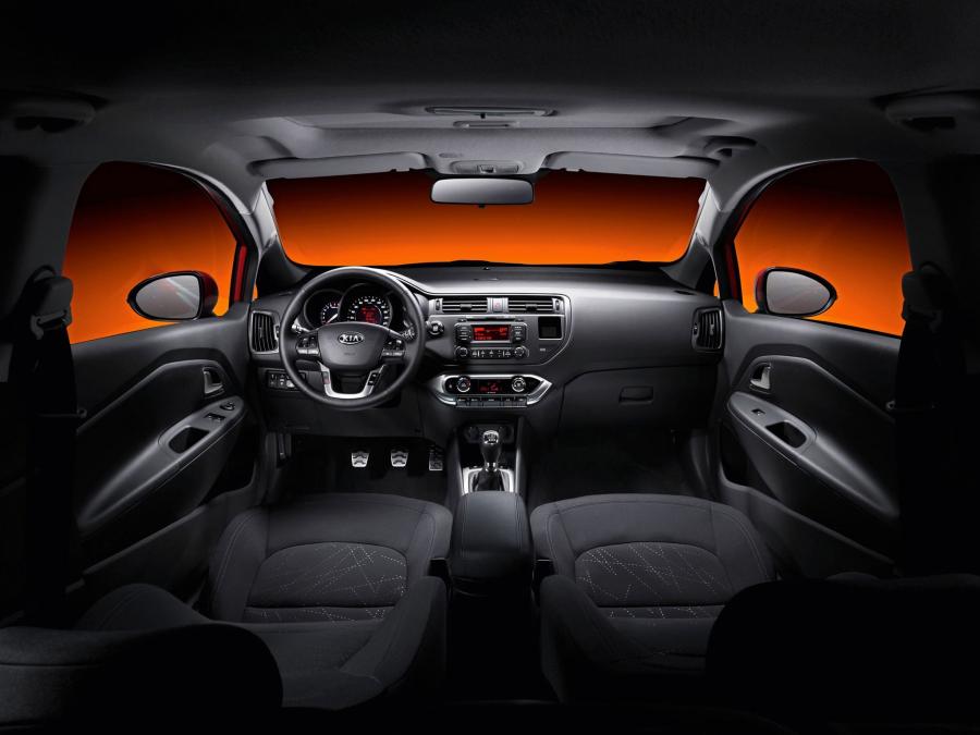  Kia Rio 3-Door 2011 года  (фото 4 из 8)